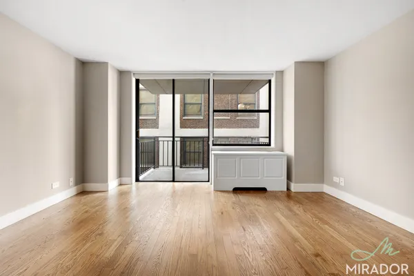 $4,650 | 330 East 39th Street, Unit 24P | Murray Hill