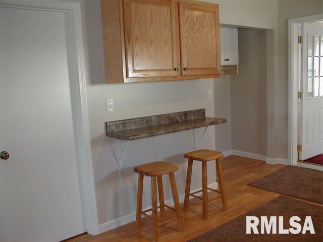 903 South Kickapoo Street Lincoln, IL 62656 - Photo 3 of 7 Gallery Image 3