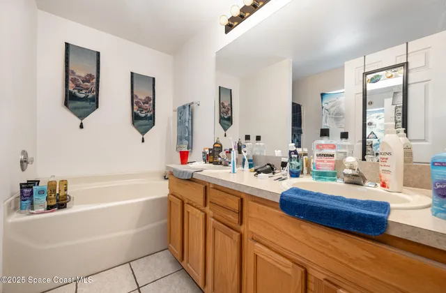 a view of a workspace with furniture