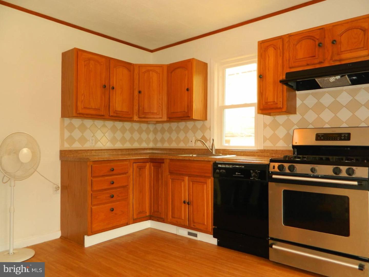 521 West Clements Bridge Road Runnemede, NJ 08078 - Photo 13 of 22 Kitchen