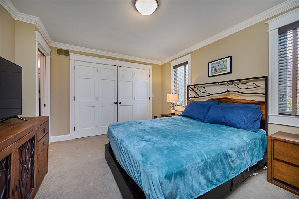 14 McIntosh Drive, Unit 14 Amherst, MA 01002 - Photo 23 of 42