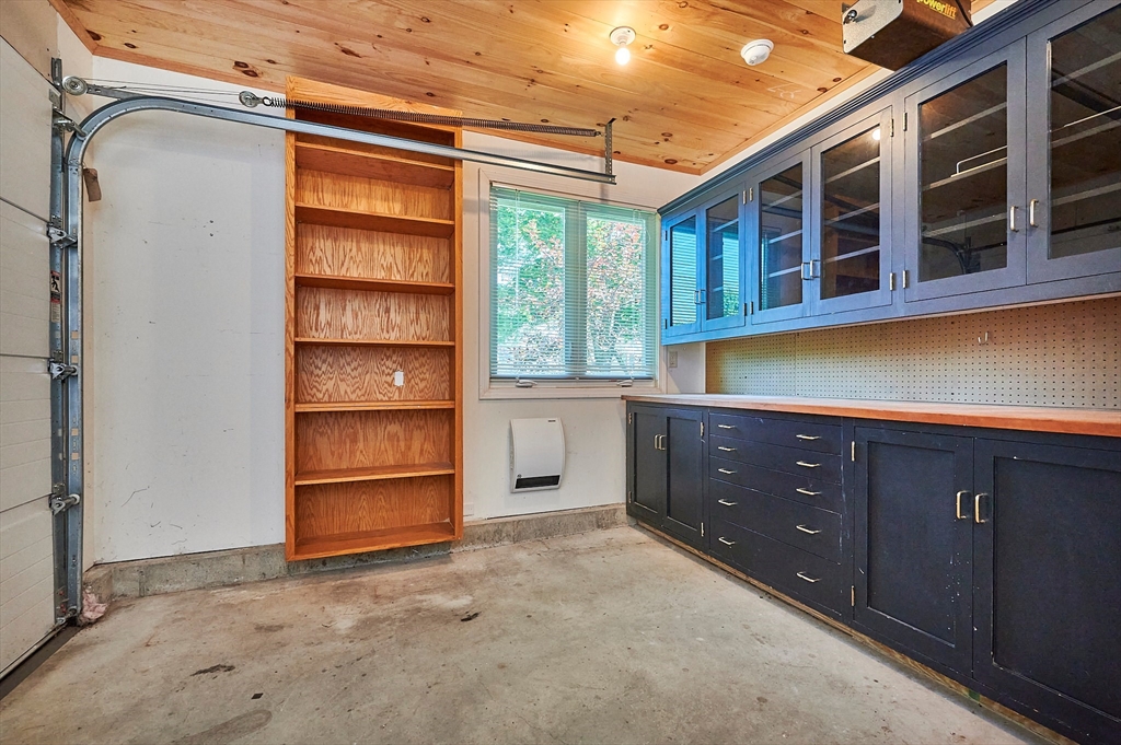 14 McIntosh Drive, Unit 14 Amherst, MA 01002 - Photo 31 of 42