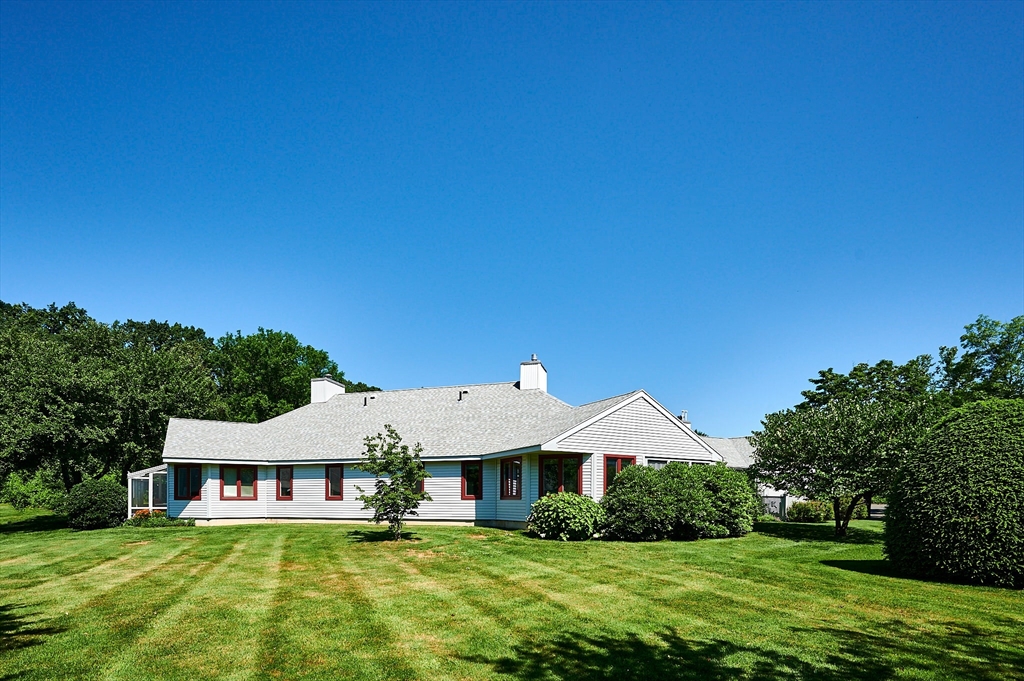 14 McIntosh Drive, Unit 14 Amherst, MA 01002 - Photo 35 of 42