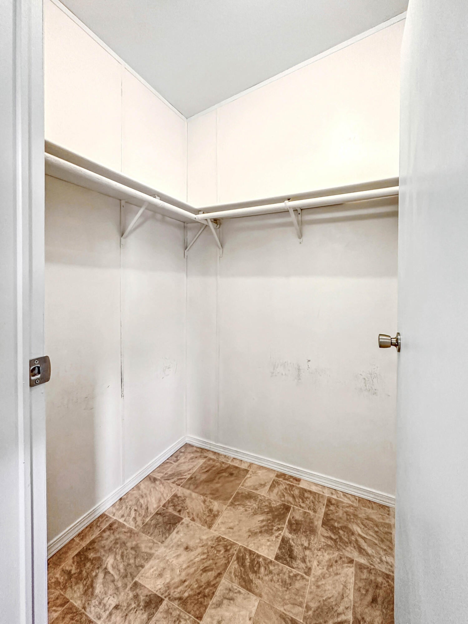 6850 Downing Road, Unit SPC 65A Central Point, OR 97502 - Photo 22 of 26 IMG_8252