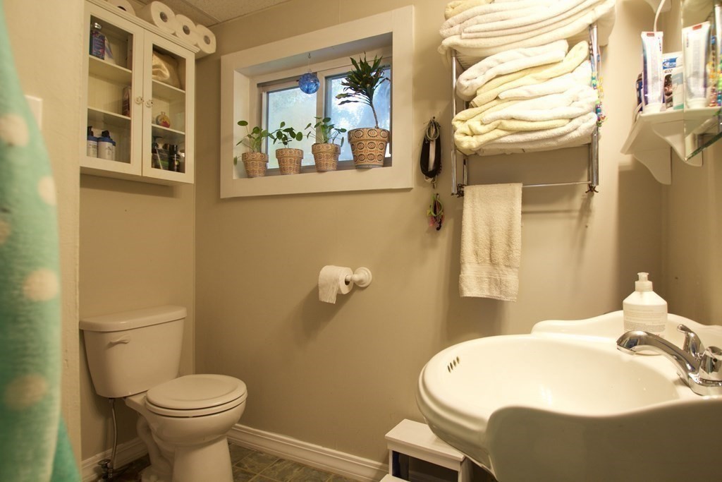 59 Fern Road Medford, MA 02155 - Photo 14 of 20