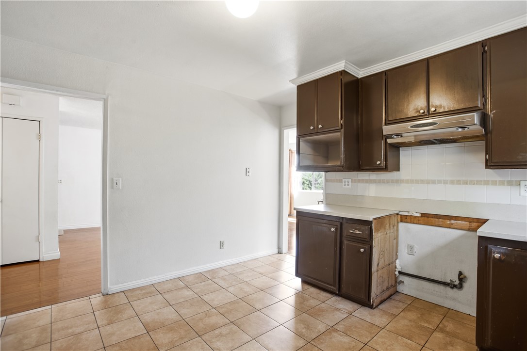 5335 Monterey Road Los Angeles, CA 90042 - Photo 16 of 33