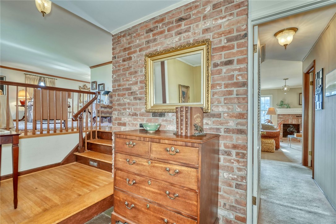 18 Mountain Rise Perinton, NY 14450 - Photo 4 of 50