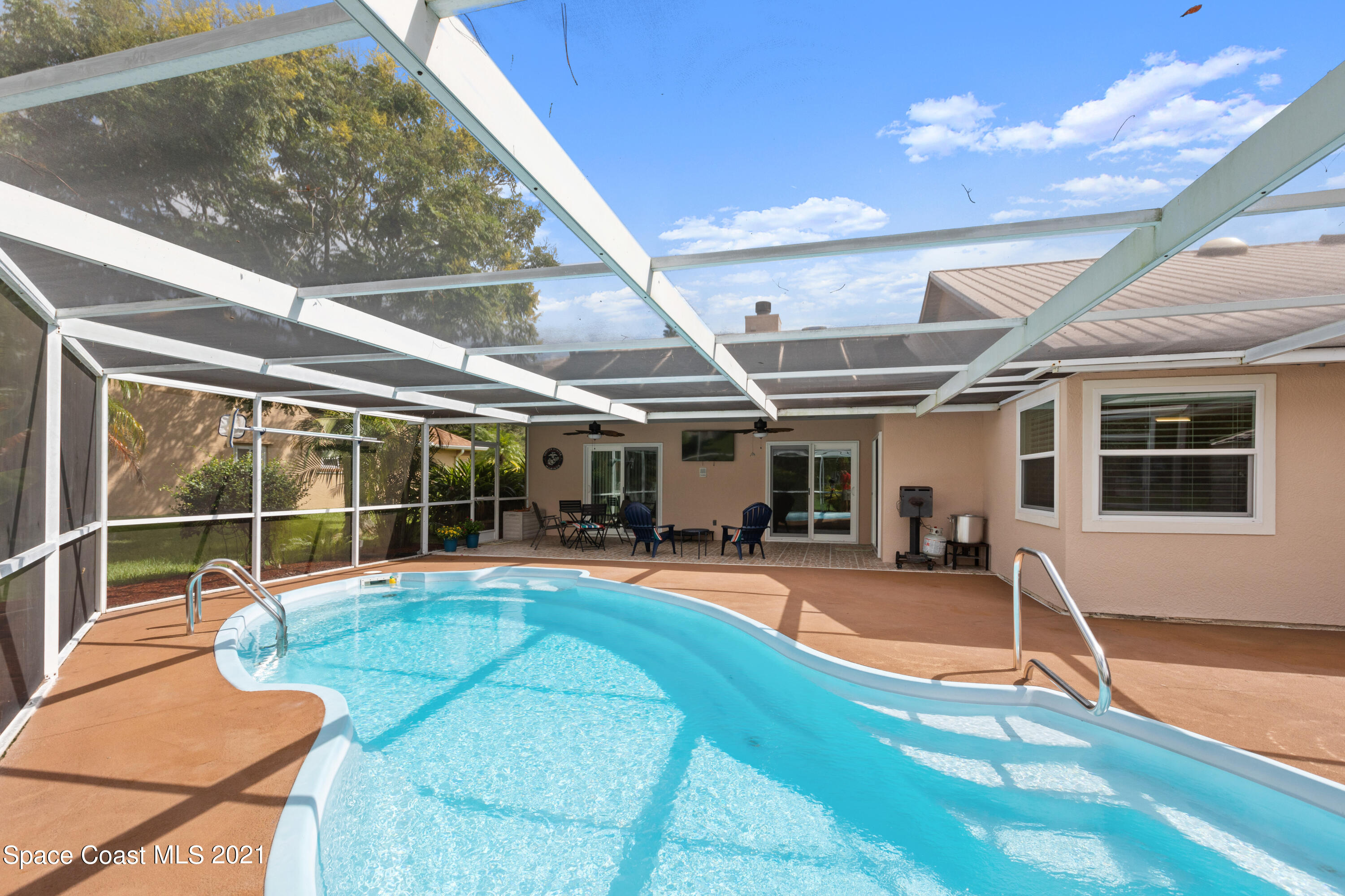 3550 Big Pine Road Melbourne, FL 32934 - Photo 35 of 38 Pool