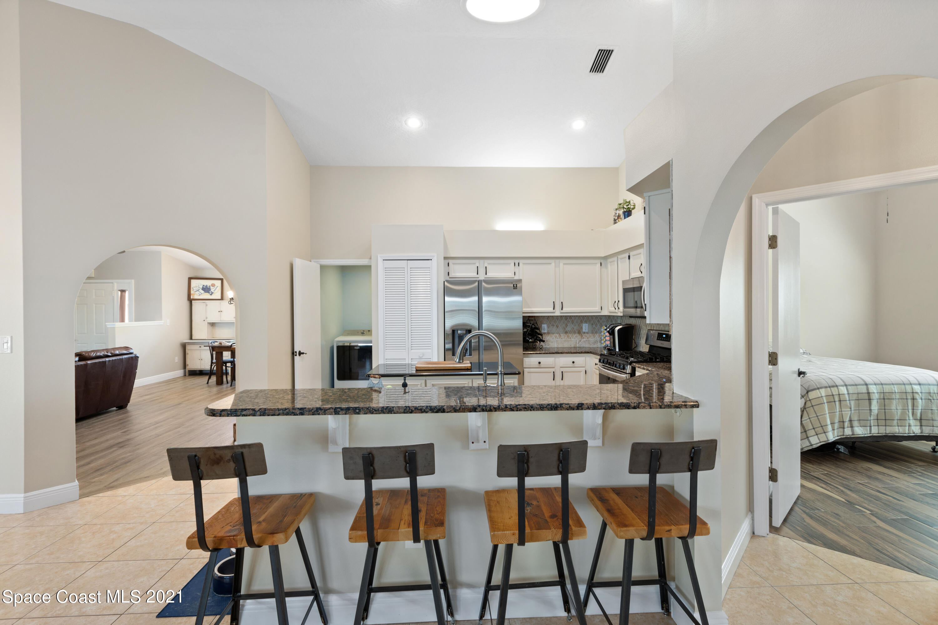 3550 Big Pine Road Melbourne, FL 32934 - Photo 9 of 38 Kitchen