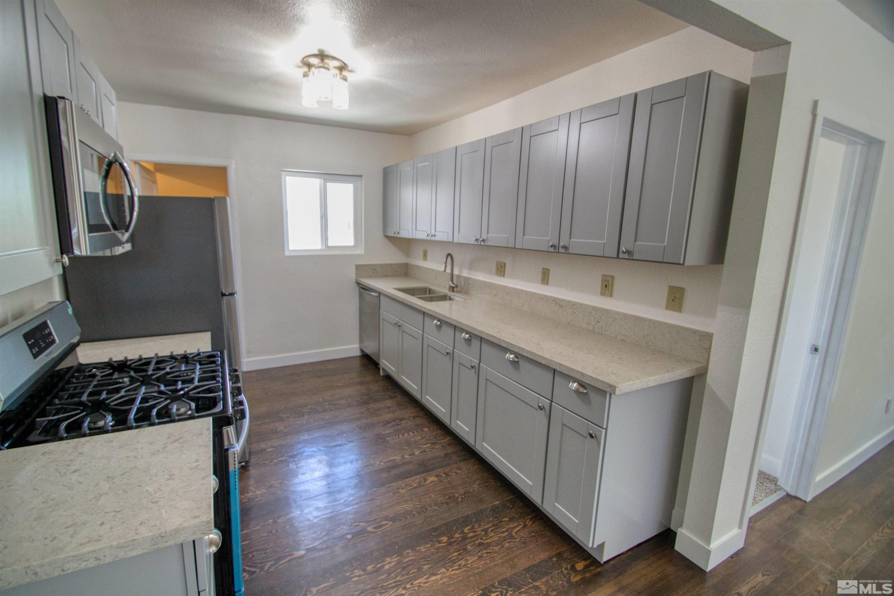 509 Claremont Street Reno, NV 89502 - Photo 8 of 32 Photo 8