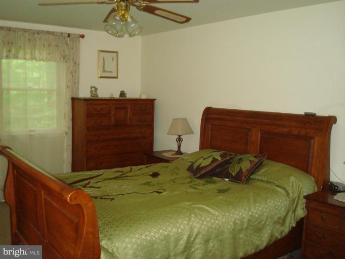 11717 Smithfield Road Manassas, VA 20112 - Photo 1 of 18 Bedroom (Master)