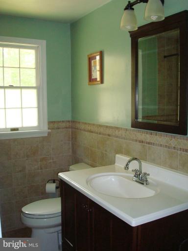 11717 Smithfield Road Manassas, VA 20112 - Photo 14 of 18 Bath