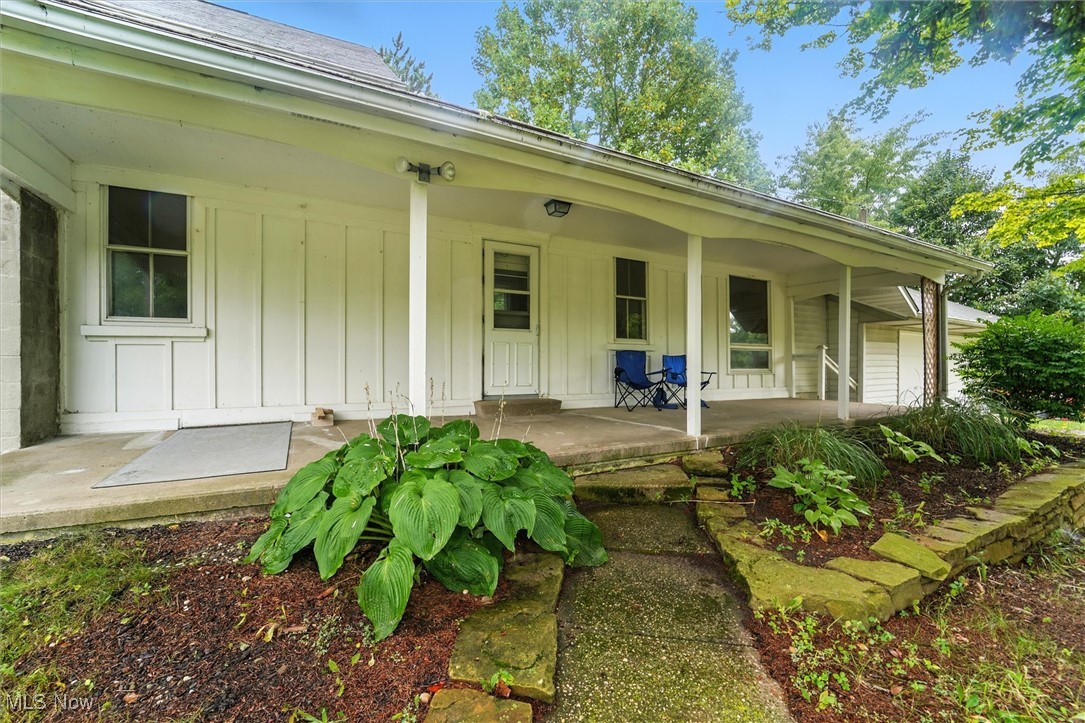 9753 Mulberry Road Chardon, OH 44024 - Photo 4 of 43 Gallery Image 4