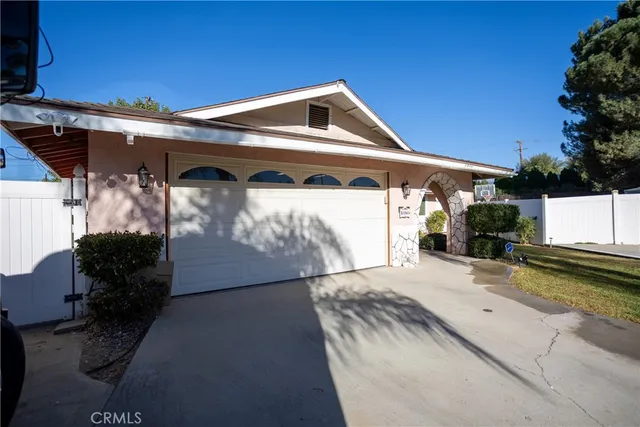 $435,500 | 41940 Stonecliff Way, Hemet, CA 92544