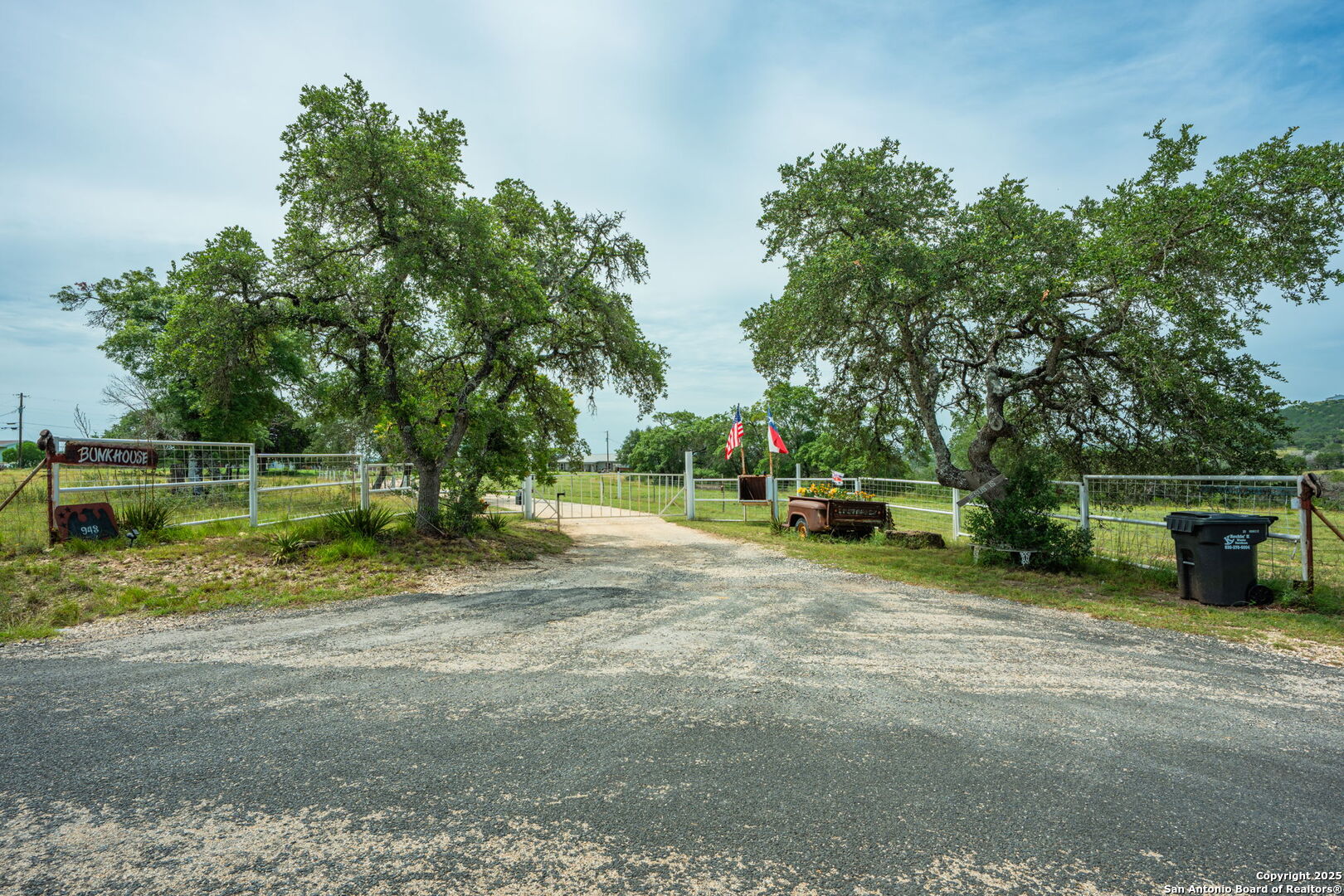 943 Stoneleigh Road Center Point, TX 78010 - Photo 33 of 36 a view of a park with large trees