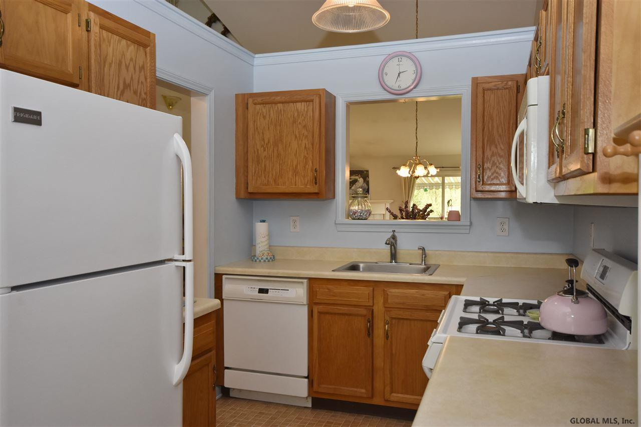 106 Harvard Road Colonie, NY 12189 - Photo 13 of 31 Photo 13