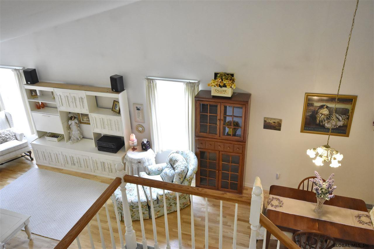 106 Harvard Road Colonie, NY 12189 - Photo 17 of 31 Photo 17
