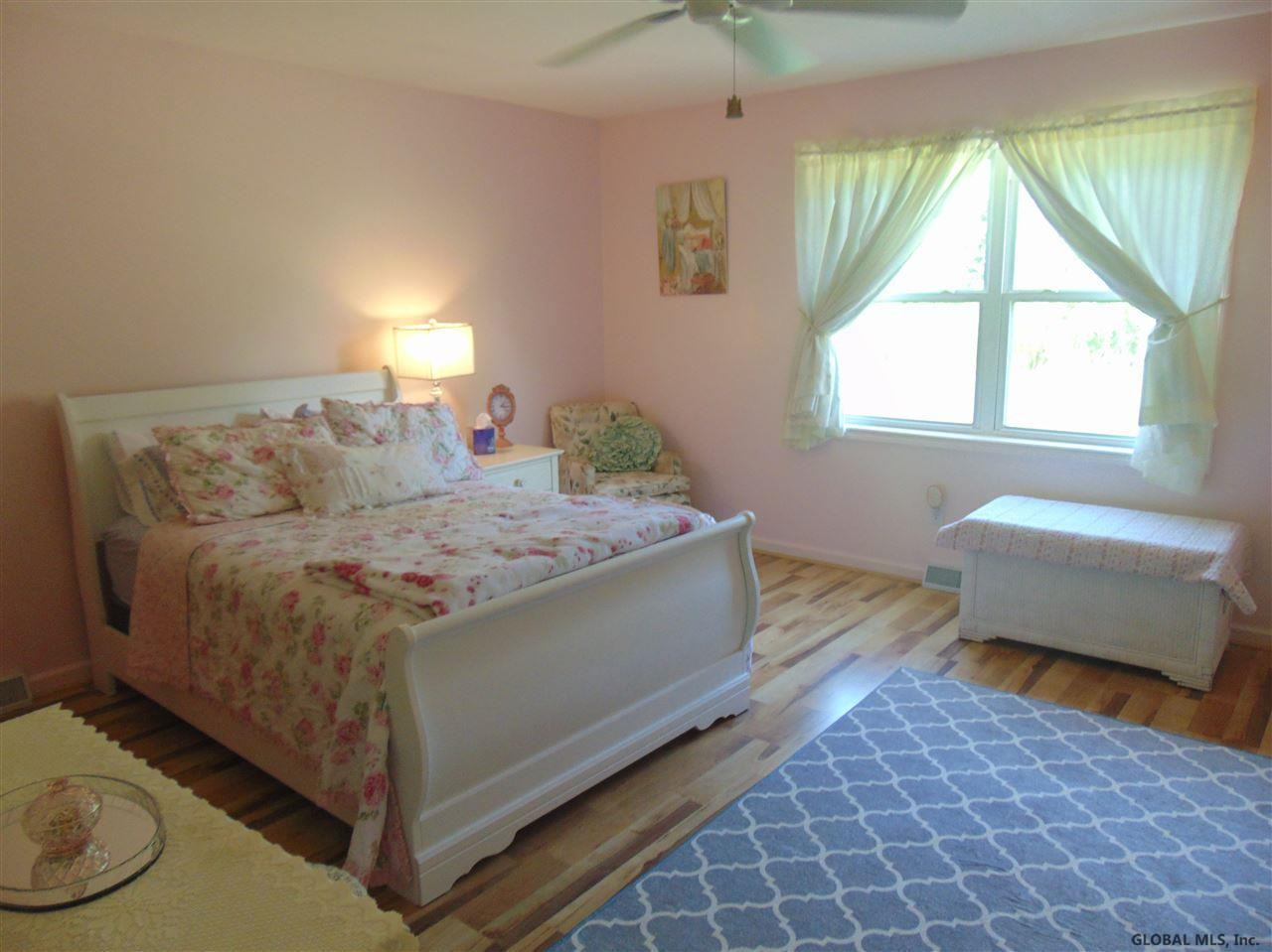 106 Harvard Road Colonie, NY 12189 - Photo 21 of 31 Photo 21