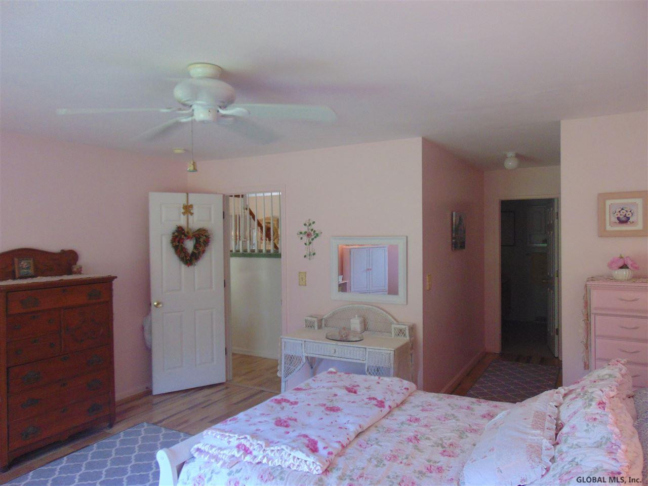 106 Harvard Road Colonie, NY 12189 - Photo 22 of 31 Photo 22