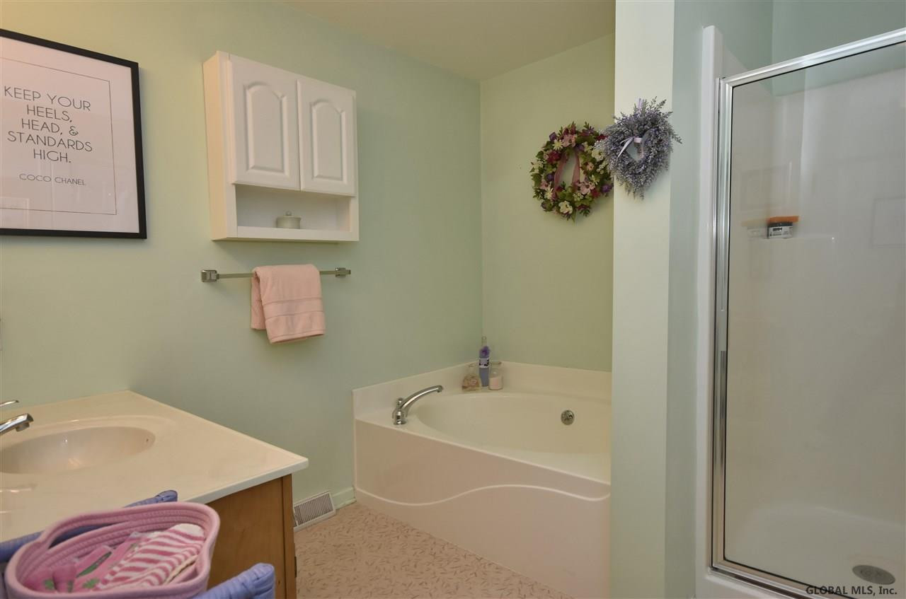 106 Harvard Road Colonie, NY 12189 - Photo 25 of 31 Photo 26