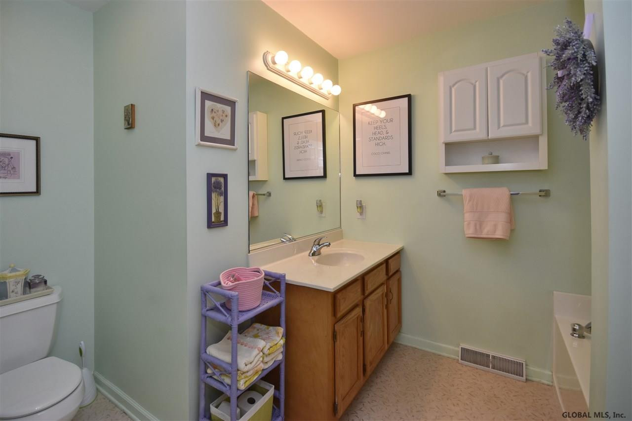 106 Harvard Road Colonie, NY 12189 - Photo 30 of 31 Photo 31