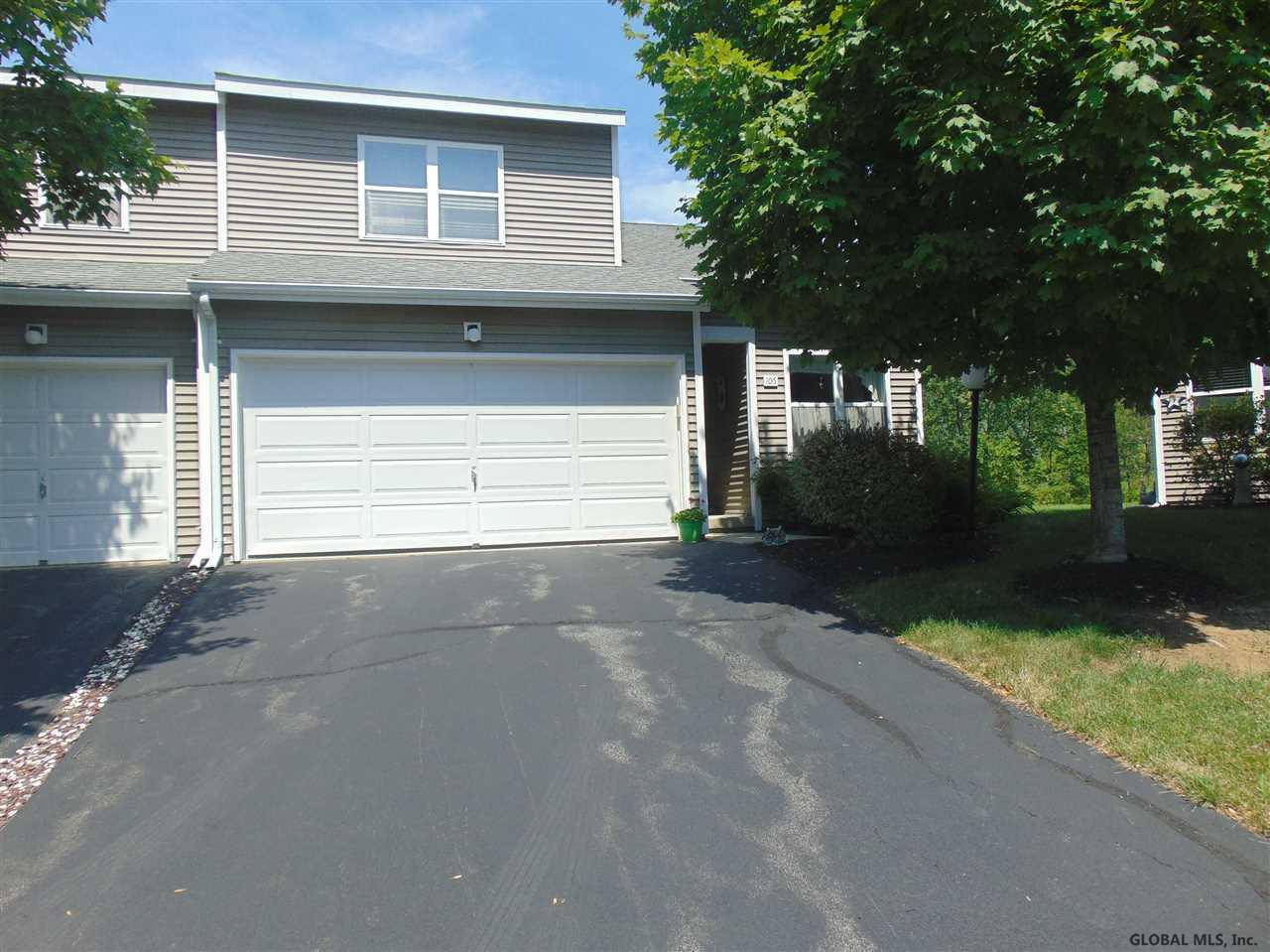 106 Harvard Road Colonie, NY 12189 - Photo 4 of 31 Photo 4