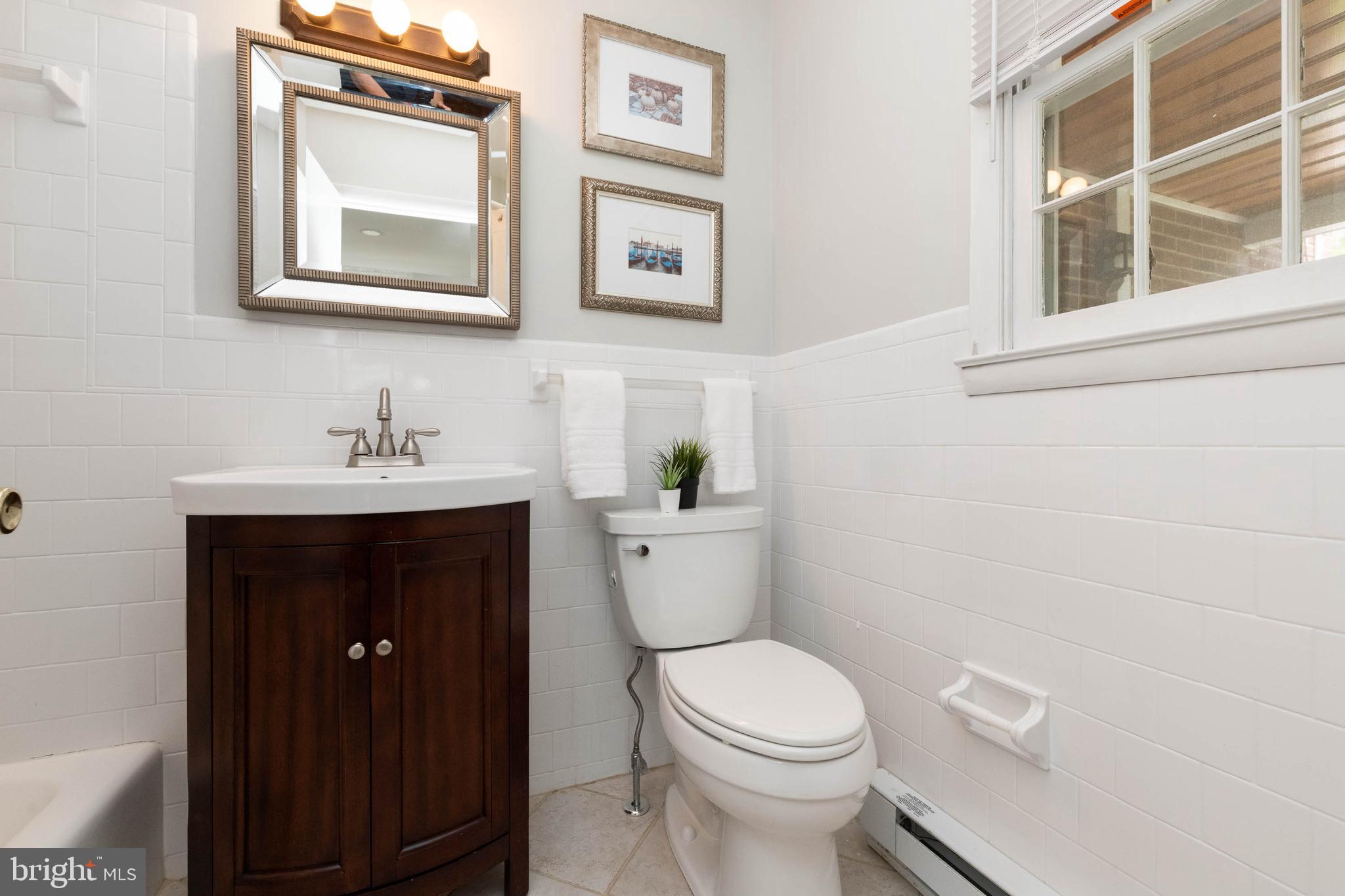 1615 Templeton Road Baltimore, MD 21204 - Photo 14 of 33 Updated main level full bath