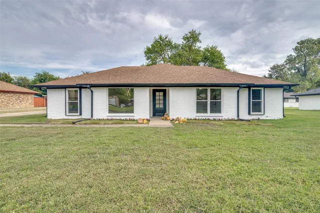 $429,999 | 2006 Cornwall Lane, Sachse, TX 75048