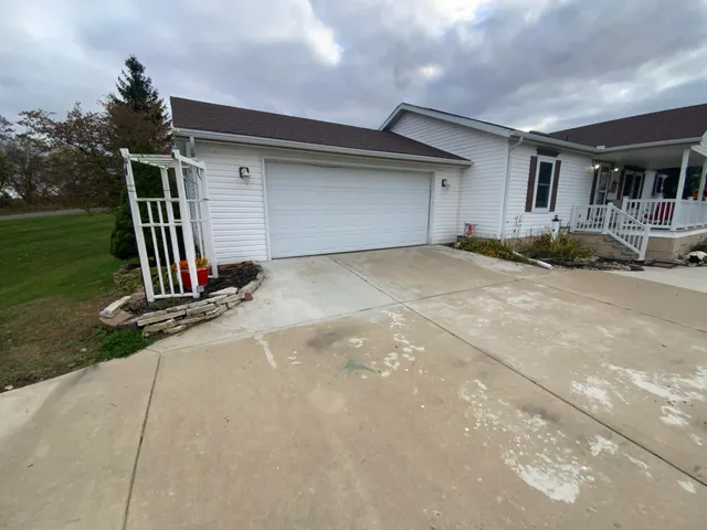 $150,000 | 1559 Larkmore Lane, Grass Lake, MI 49240