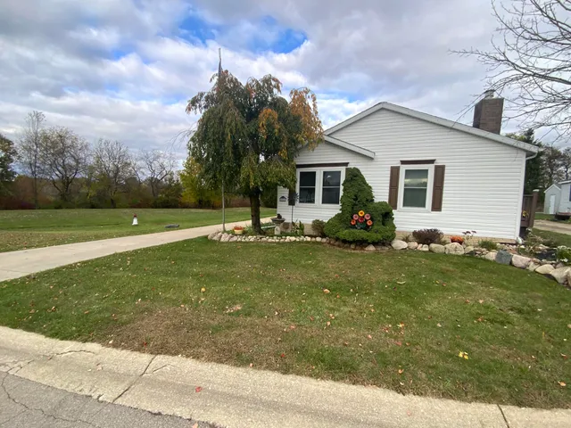 $150,000 | 1559 Larkmore Lane, Grass Lake, MI 49240