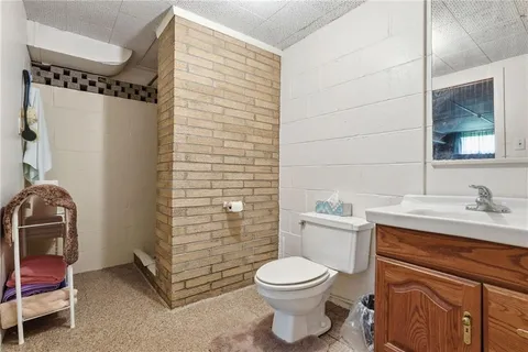 $284,900 | 505 Fannie St Extension, McDonald, PA 15057