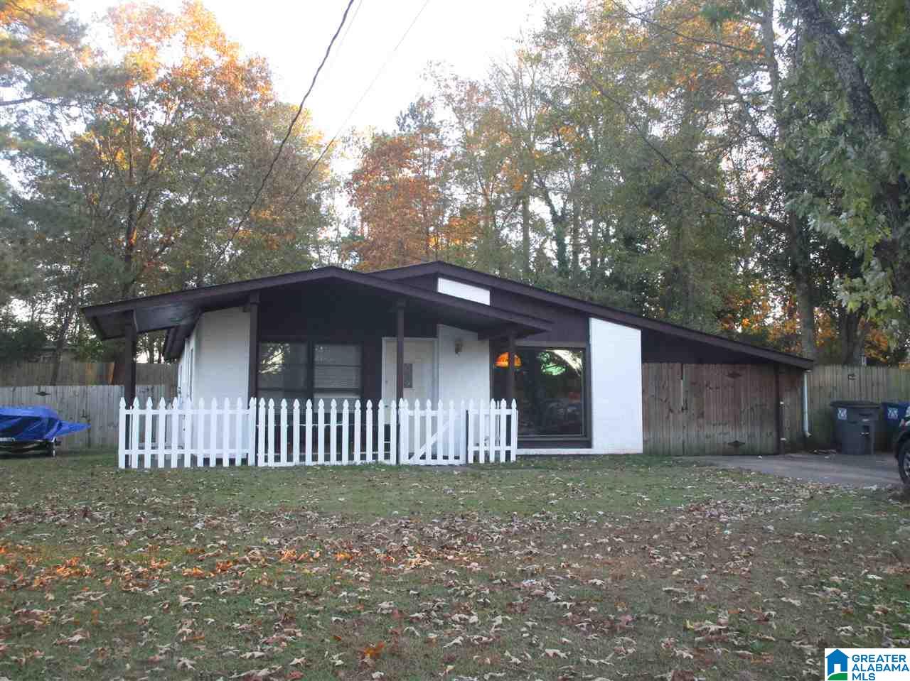 2129 Chapel Hill Road Birmingham, AL 35216 - Photo 2 of 25