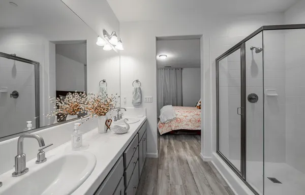 $469,000 | 1437 Las Rosas Avenue, Clovis, CA 93619