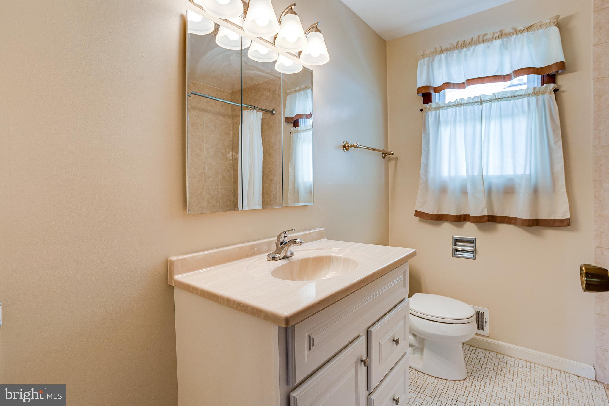 3303 Upton Road Parkville, MD 21234 - Photo 25 of 38 Gallery Image 25