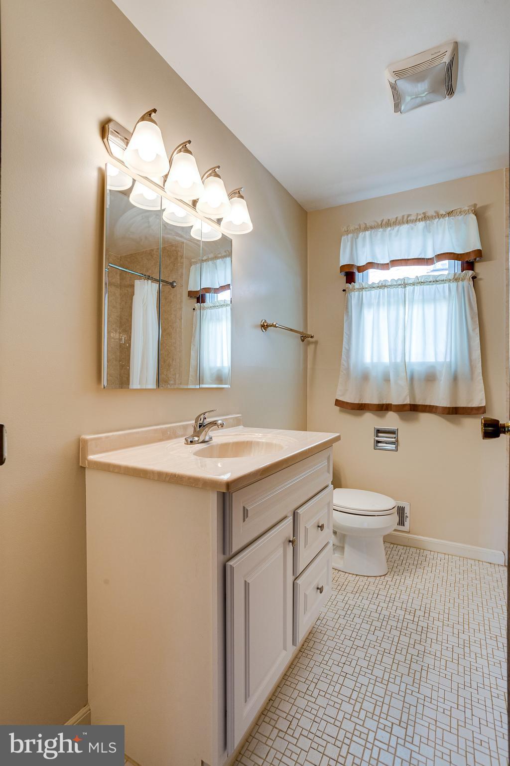 3303 Upton Road Parkville, MD 21234 - Photo 26 of 38 Gallery Image 26