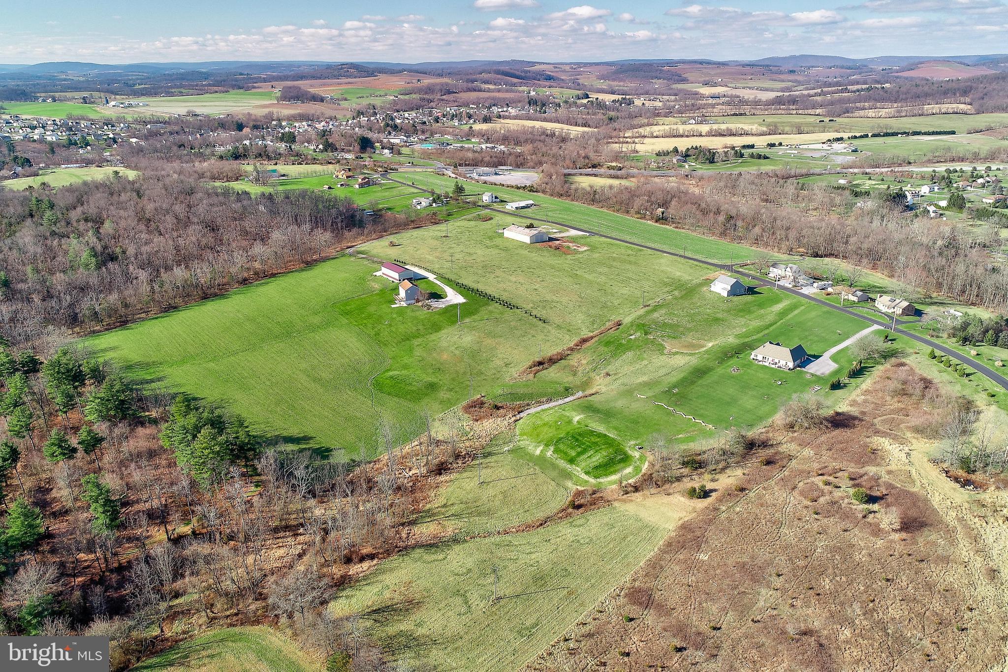 415 Ridge Road York Springs, PA 17372 - Photo 15 of 26 Gallery Image 15