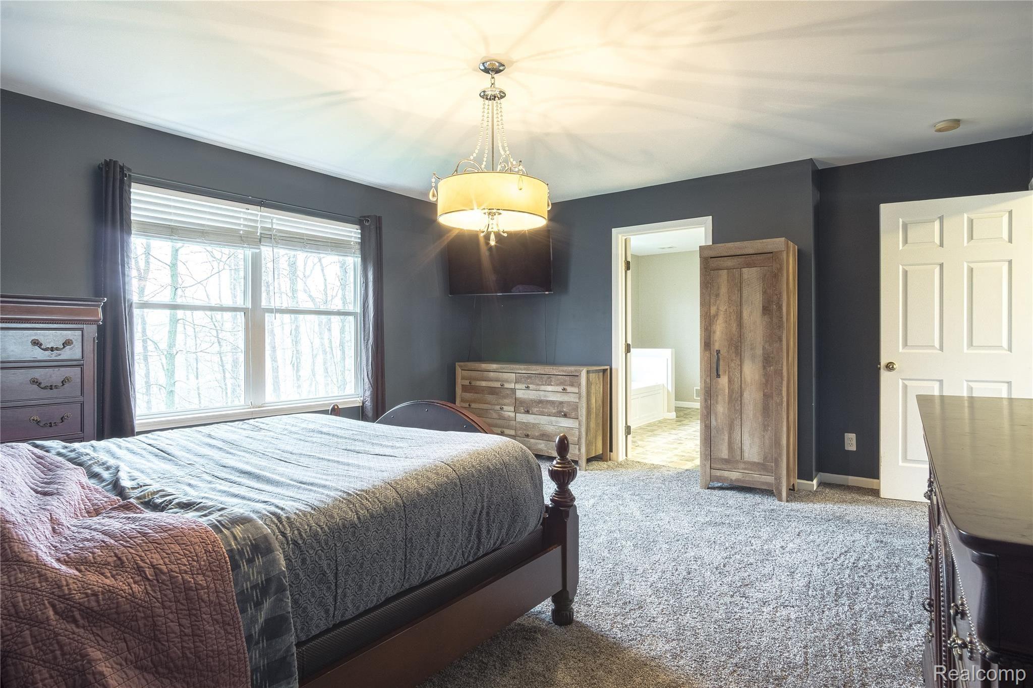1377 Remsing Street Hartland, MI 48353 - Photo 16 of 27 Interiors (30 of 43).jpg