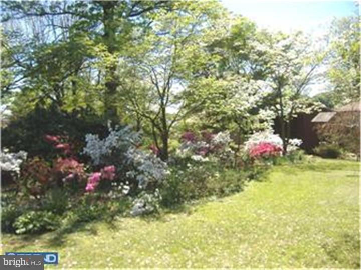 14 Goodrock Road Levittown, PA 19057 - Photo 13 of 19 Back Yard
