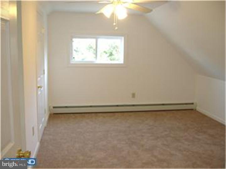 14 Goodrock Road Levittown, PA 19057 - Photo 6 of 19 Bedroom - Main