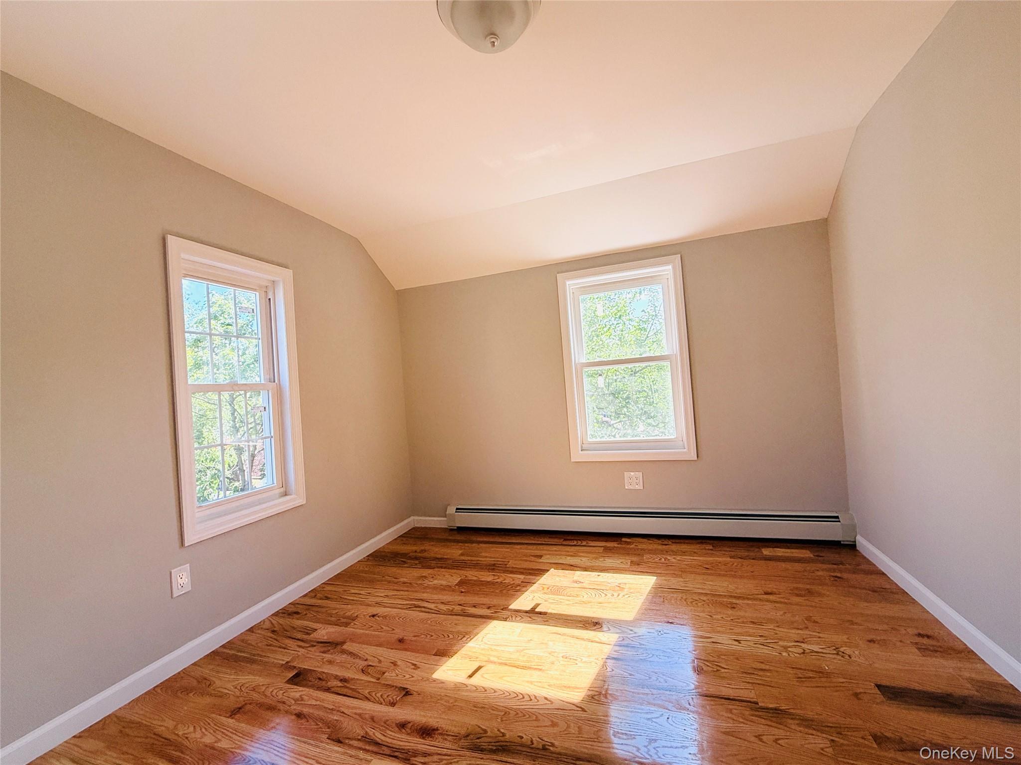 164-21 109th Road Queens, NY 11433 - Photo 7 of 17