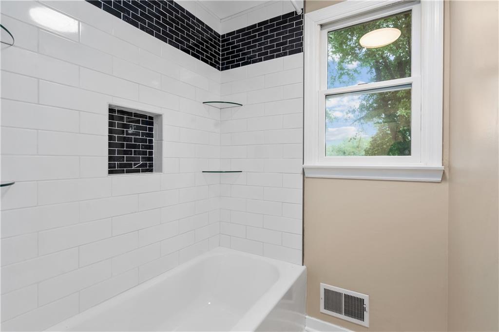 102 Moonlight Court Monroeville, PA 15146 - Photo 20 of 32