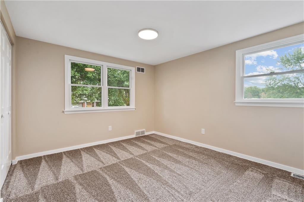102 Moonlight Court Monroeville, PA 15146 - Photo 22 of 32