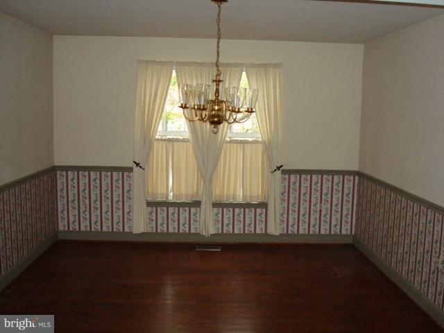4311 Mispillion Road Nottingham, MD 21236 - Photo 11 of 22 Dining Room