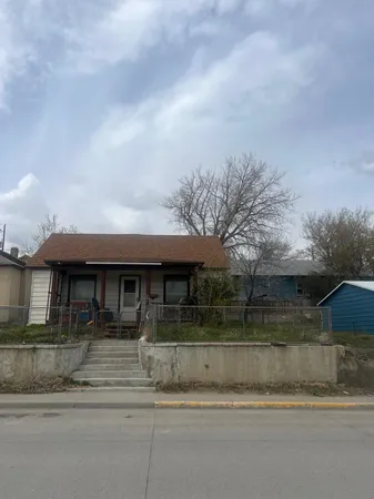 $85,000 | 115 East Cedar Street, Rawlins, WY 82301