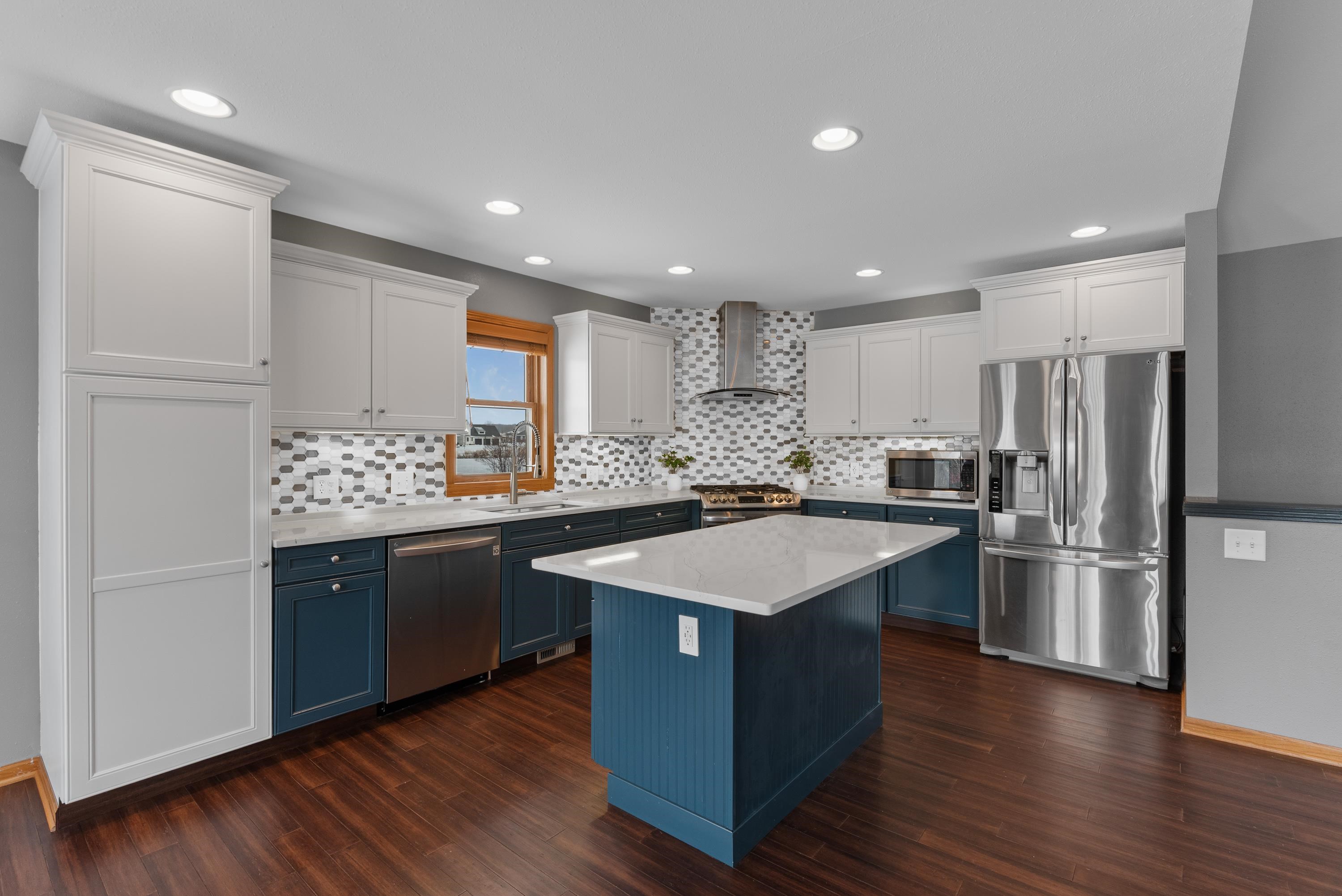 N9242 Perch Lane Fond du Lac, WI 54937 - Photo 3 of 33