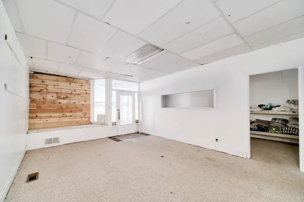 $174,900 | 221 5th Street, Manistee, MI 49660