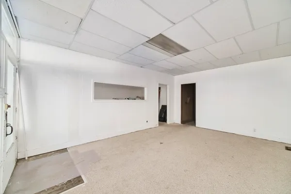 $174,900 | 221 5th Street, Manistee, MI 49660