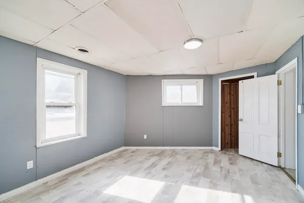 $174,900 | 221 5th Street, Manistee, MI 49660