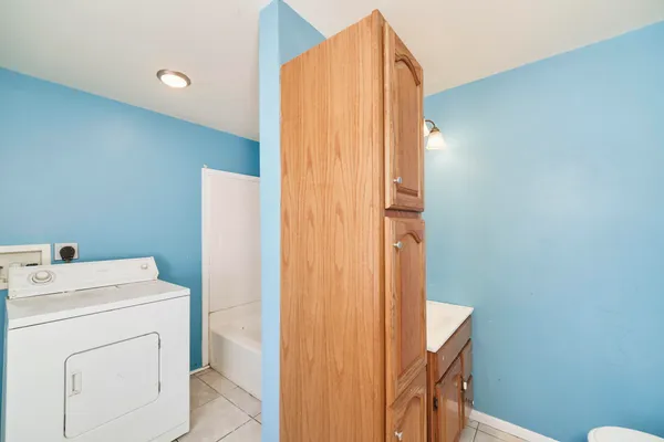 $174,900 | 221 5th Street, Manistee, MI 49660