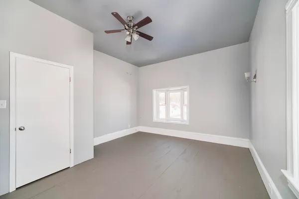 $174,900 | 221 5th Street, Manistee, MI 49660